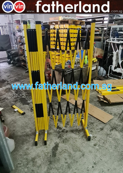 EXPANDABLE Barricade 1.8 x 4 meter Barrier