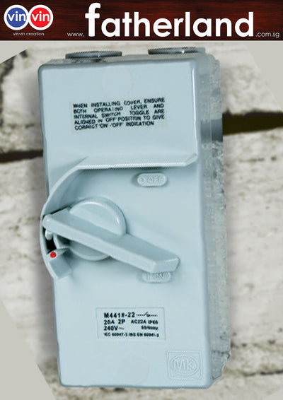 MK ISOLATOR M4420-23: 45A TPN ISOLATOR WP GRY