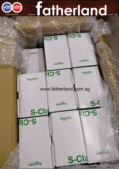 CLIPSAL E727  SHAVER SOCKET