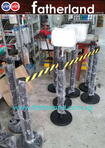 Queue Pole stand Black fixed base