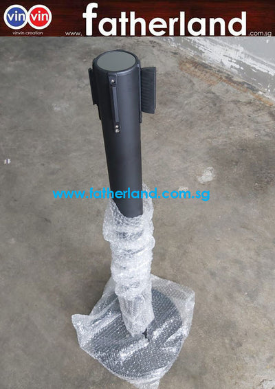 Black Queue Pole Stand with Black Belt ( HG )