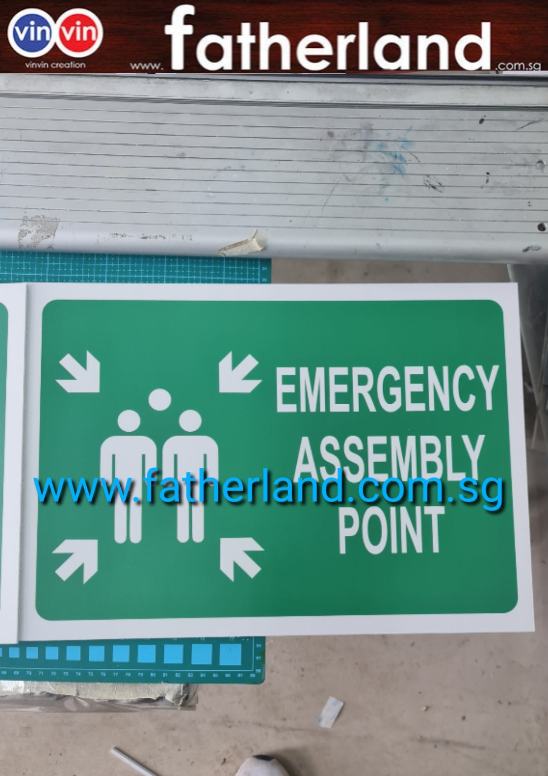 Fire Exit Signage with Aluminum Pole ( Down Arrow ) - www.fatherland.com.sg