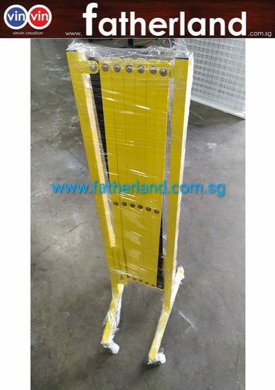 EXPANDABLE BARRICADE STEEL POLE,  YELLOW/BLACK, UP TO 2.8M. ( WITH WHEEL )