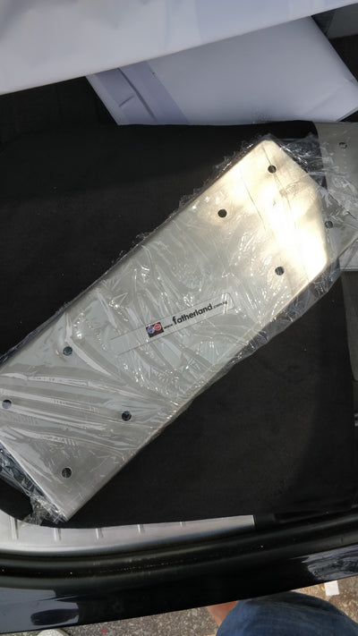 TO SUPPLY 12PCS BEND S/STEEL 0.8MM PLATE