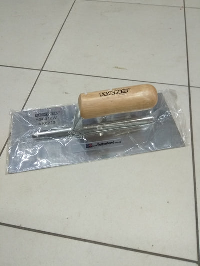 HANS 4-3/4" X 11" X 0.6MM PLASTER TROWEL ( WOOD HANDLE )