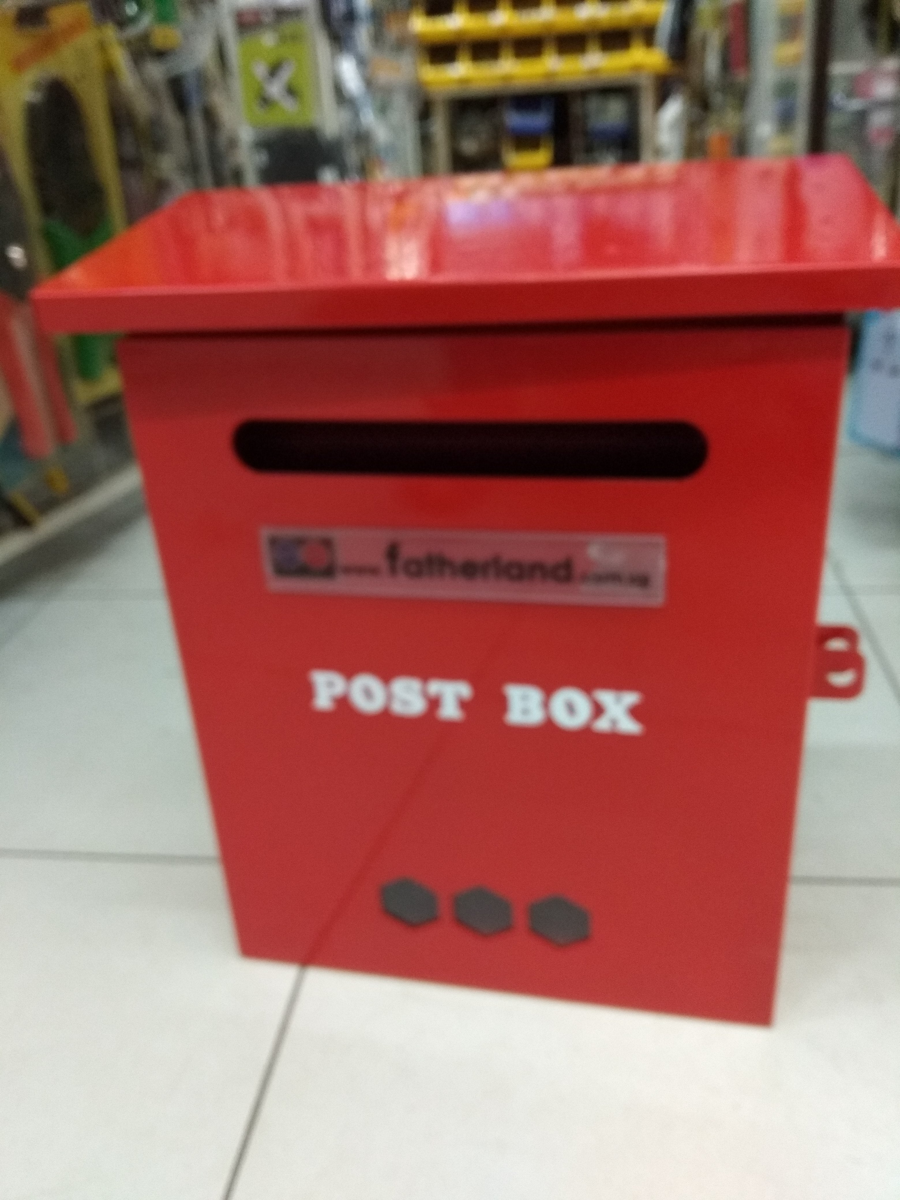 RED POST BOX SIZE 225 X 100 X 300MM - www.fatherland.com.sg