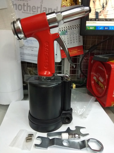 SRC-56 AIR RIVETER