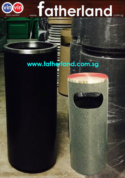 Recycle Bin With Stainless Steel Rim Closed top cover